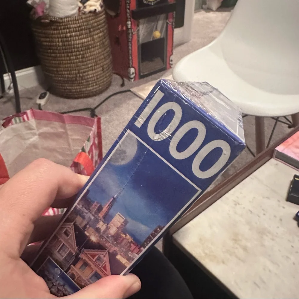 Painted Ladies by Moonlight Jigsaw Puzzle - 1000 Pieces NIB - Picture 3 of 4